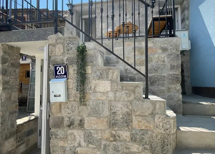 Balatura House